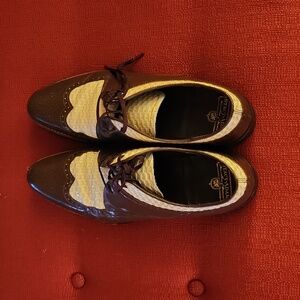 Stacy Adams Brown Leather Wingtips M size 10